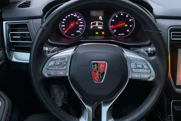 Used Roewe RX8 2019 30T Two-Wheel Drive Supreme Flagship Edition Steering Wheel