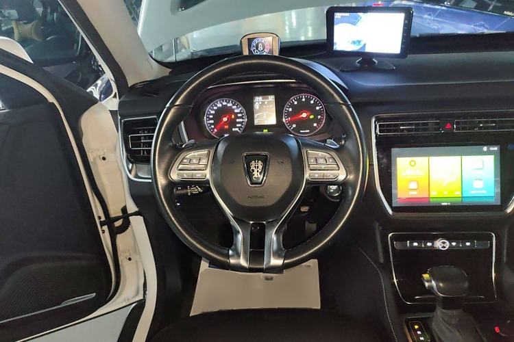 Used Roewe RX8 2019 30T Two-Wheel Drive Supreme Flagship Edition Steering Wheel