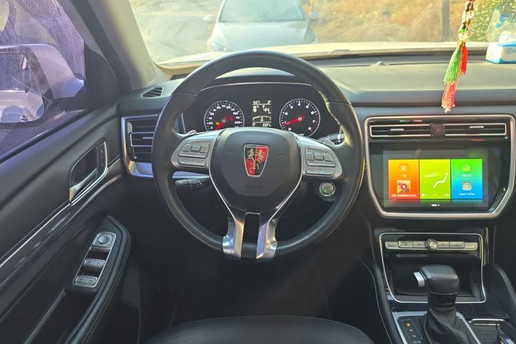 Used Roewe RX8 2019 30T Two-Wheel Drive Supreme Flagship Edition Steering Wheel