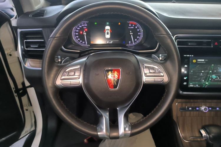 Used Roewe RX8 2019 30T Smart Connectivity Two-Wheel Drive Supreme Flagship Edition Steering Wheel