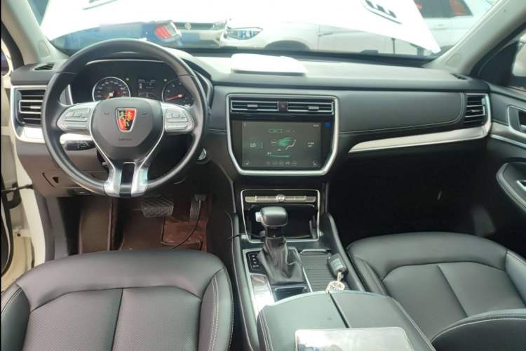 Used Roewe RX8 2019 30T Two-Wheel Drive Supreme Flagship Edition Steering Wheel