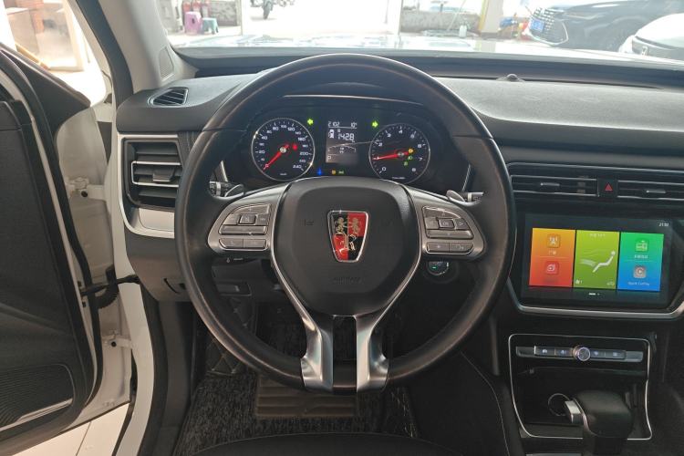 Used Roewe RX8 2019 30T Two-Wheel Drive Supreme Flagship Edition Steering Wheel
