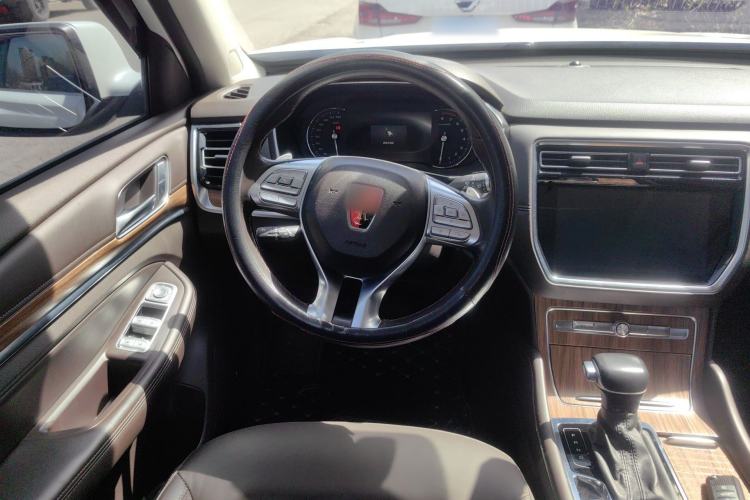Used Roewe RX8 2019 30T Smart Connectivity Four-Wheel Drive Supreme Flagship Edition Steering Wheel