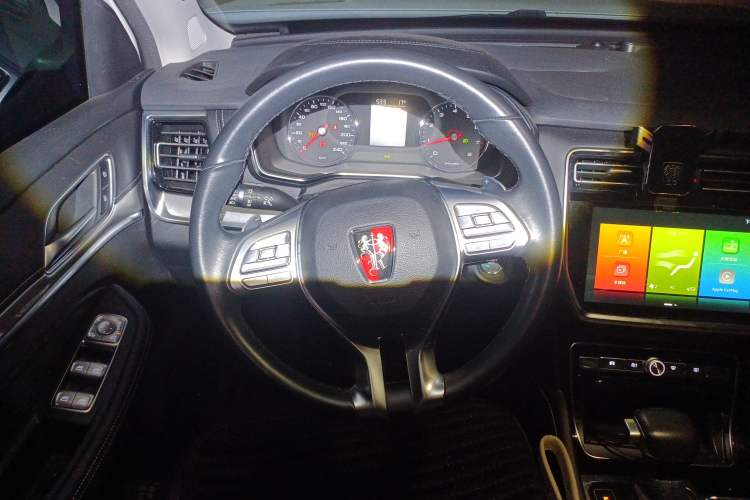 Used Roewe RX8 2019 30T Two-Wheel Drive Supreme Flagship Edition Steering Wheel