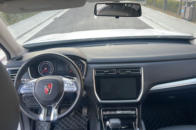 Used Roewe RX8 2019 30T Two-Wheel Drive Supreme Flagship Edition Steering Wheel