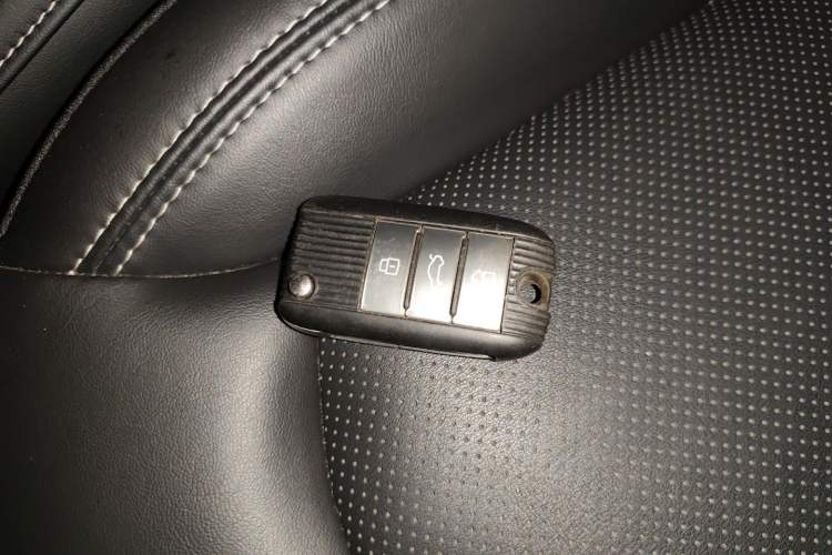 Used Roewe RX8 2019 30T Two-Wheel Drive Supreme Flagship Edition Vehicle Key