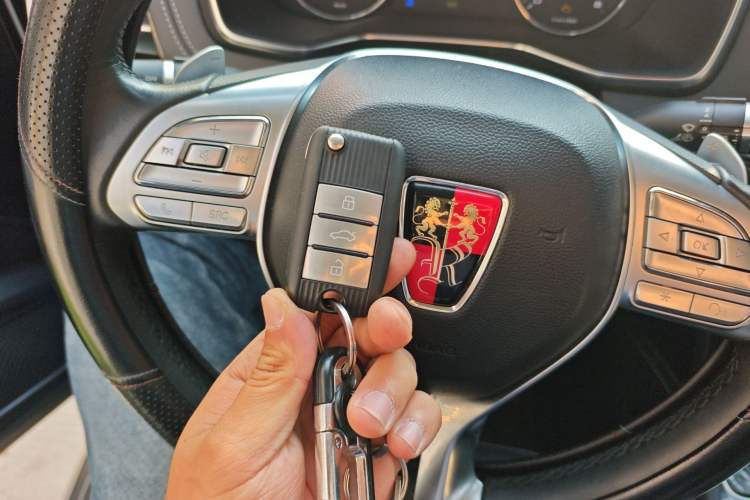 Used Roewe RX8 2019 30T Two-Wheel Drive Supreme Flagship Edition Vehicle Key