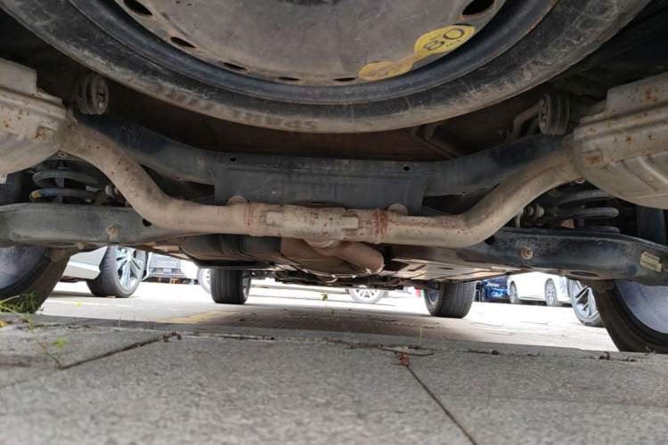 Used Roewe RX9 2023 2.0T Two-Wheel Drive Enjoyment Version Chassis Rear
