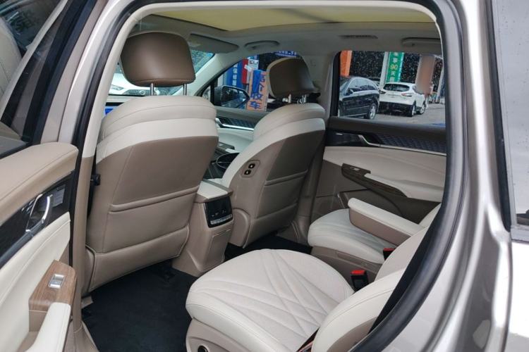 Used Roewe RX9 2023 2.0T Two-Wheel Drive Enjoyment Version Left Rear Seat