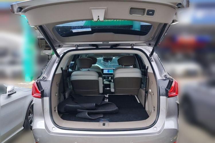Used Roewe RX9 2023 2.0T Two-Wheel Drive Enjoyment Version Trunk