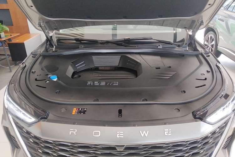 Used Roewe RX9 2023 2.0T All-Wheel-Drive Luxury Edition Engine Bay