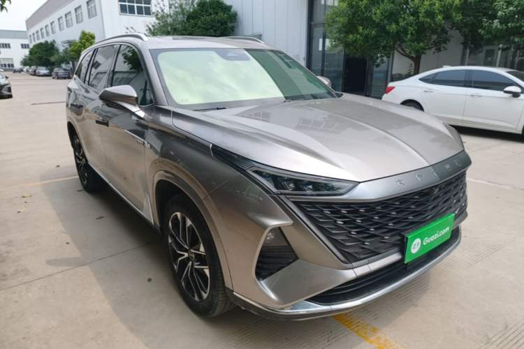 Used Roewe RX9 2023 2.0T Two-Wheel Drive Enjoyment Version Front Right 45 Deg