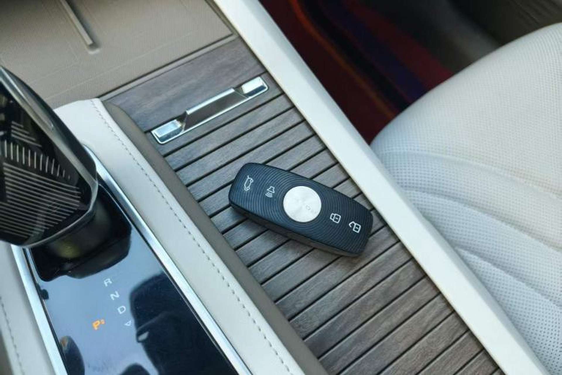 Used Roewe RX9 2023 2.0T Two-Wheel Drive Enjoyment Version Interior 1