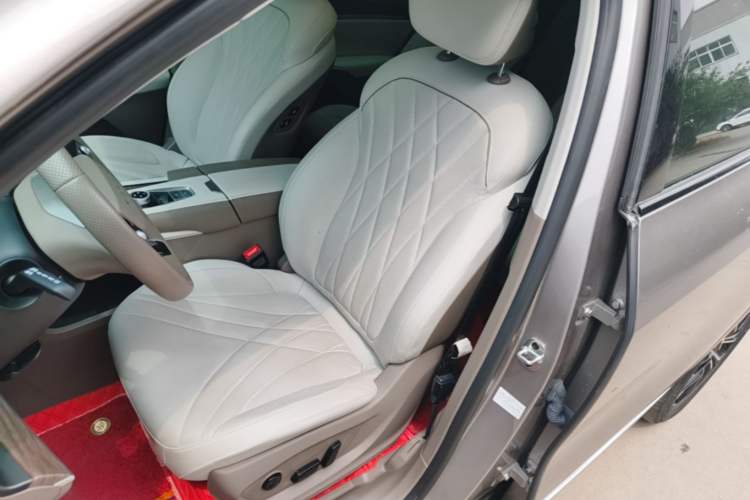 Used Roewe RX9 2023 2.0T Two-Wheel Drive Enjoyment Version Left Front Seat