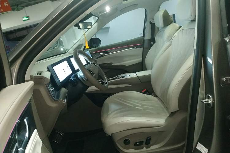 Used Roewe RX9 2023 2.0T Four-Wheel Drive Luxury Edition Left Front Seat