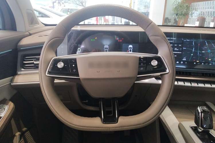 Used Roewe RX9 2023 2.0T All-Wheel-Drive Luxury Edition Steering Wheel