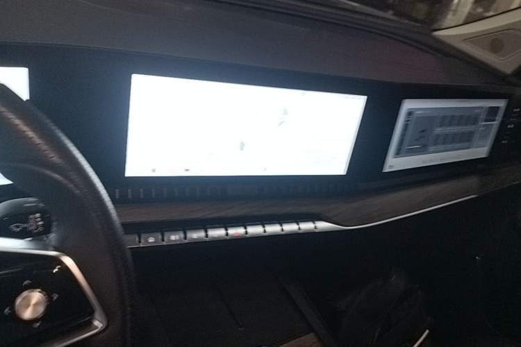 Used Roewe RX9 2023 2.0T Two-Wheel Drive Enjoyment Version Audio And AC Panel