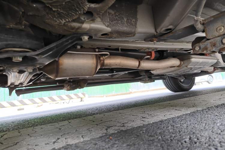 Used Roewe RX9 2023 2.0T Four-Wheel Drive Luxury Edition Chassis Front Left