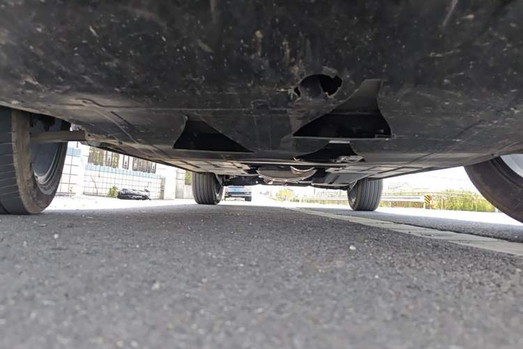 Used Roewe RX9 2023 2.0T Two-Wheel Drive Enjoyment Version Chassis Front