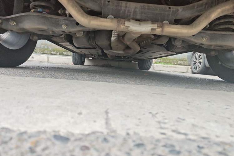 Used Roewe RX9 2023 2.0T Two-Wheel Drive Enjoyment Version Chassis Rear