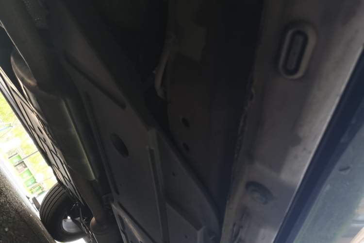 Used Roewe RX9 2023 2.0T Two-Wheel Drive Enjoyment Version Chassis Rear Right