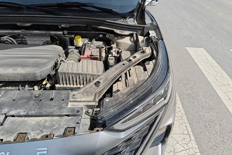 Used Roewe RX9 2023 2.0T Four-Wheel Drive Luxury Edition Engine Bay Left