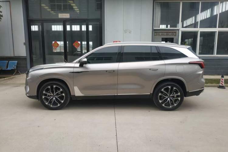 Used Roewe RX9 2023 2.0T Two-Wheel Drive Enjoyment Version Exterior 5