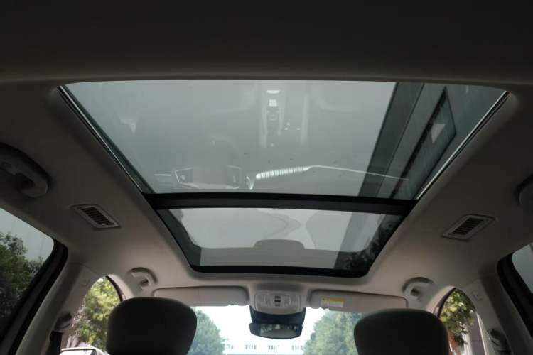 Used Roewe RX9 2023 2.0T Two-Wheel Drive Enjoyment Version Headliner