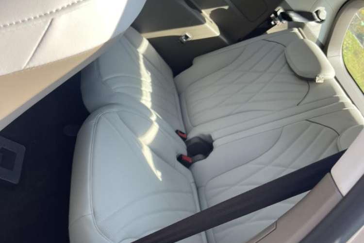 Used Roewe RX9 2023 2.0T All-Wheel-Drive Luxury Edition Interior 1