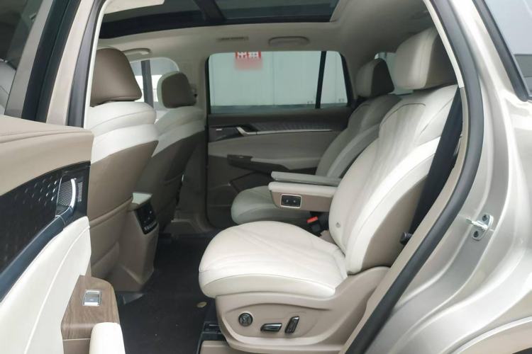 Used Roewe RX9 2023 2.0T Two-Wheel Drive Enjoyment Version Interior 1