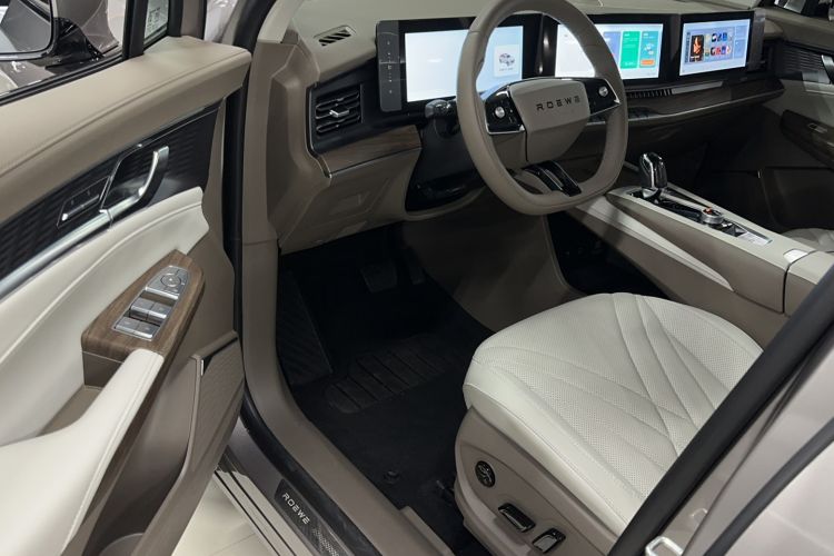 Used Roewe RX9 2023 2.0T Two-Wheel Drive Enjoyment Version Interior 2