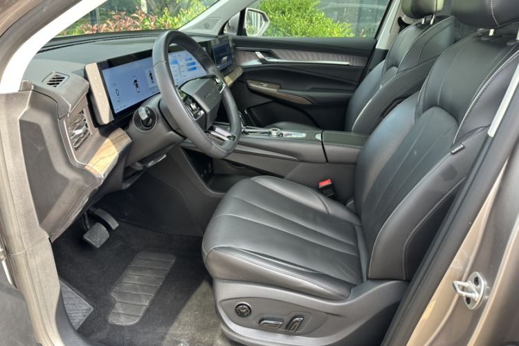 Used Roewe RX9 2023 2.0T Two-Wheel Drive Enjoyment Version Interior 2