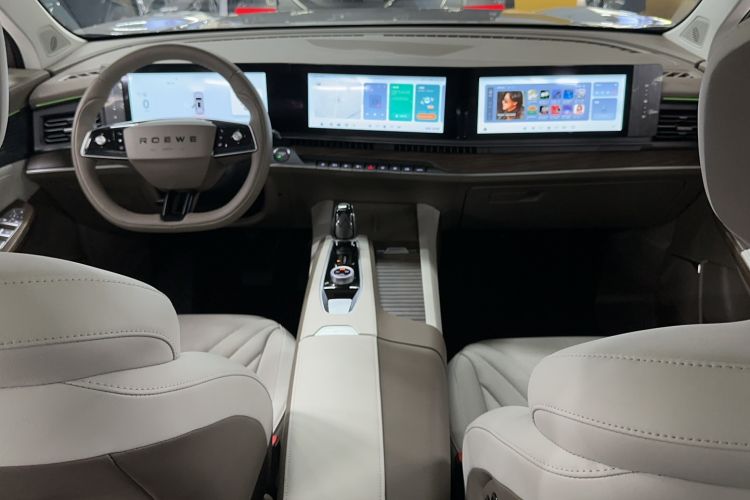 Used Roewe RX9 2023 2.0T Two-Wheel Drive Enjoyment Version Interior 3