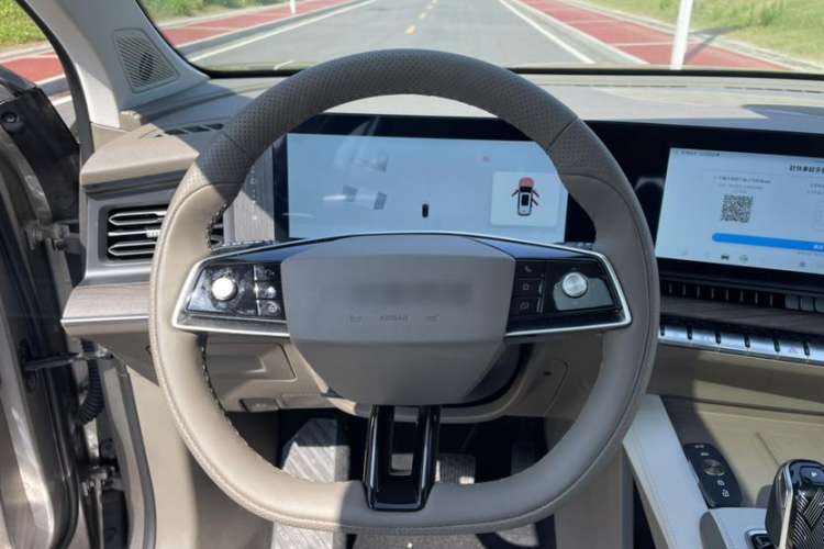Used Roewe RX9 2023 2.0T All-Wheel-Drive Luxury Edition Interior 8
