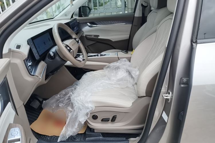 Used Roewe RX9 2023 2.0T All-Wheel-Drive Luxury Edition Left Front Seat