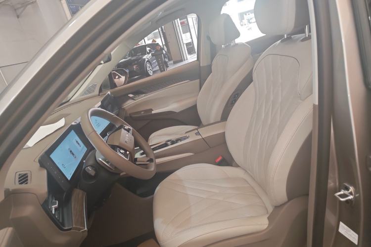 Used Roewe RX9 2023 2.0T Four-Wheel Drive Luxury Edition Left Front Seat