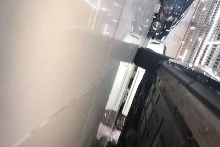 Used Roewe RX9 2023 2.0T Two-Wheel Drive Enjoyment Version Left Side Sill