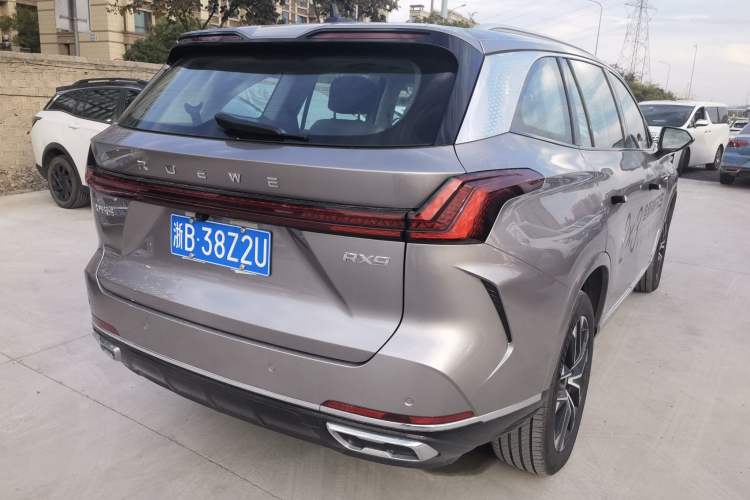 Used Roewe RX9 2023 2.0T All-Wheel-Drive Luxury Edition Right Rear Taillight