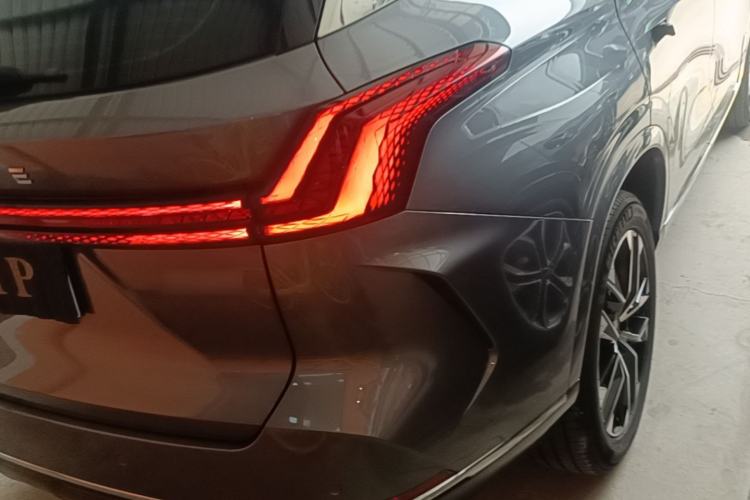 Used Roewe RX9 2023 2.0T Two-Wheel Drive Enjoyment Version Right Rear Taillight