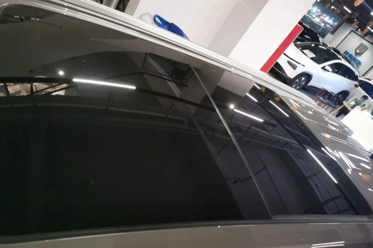 Used Roewe RX9 2023 2.0T Four-Wheel Drive Luxury Edition Roof