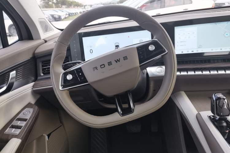 Used Roewe RX9 2023 2.0T All-Wheel-Drive Luxury Edition Steering Wheel