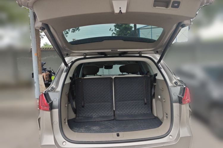 Used Roewe RX9 2023 2.0T Two-Wheel Drive Enjoyment Version Trunk