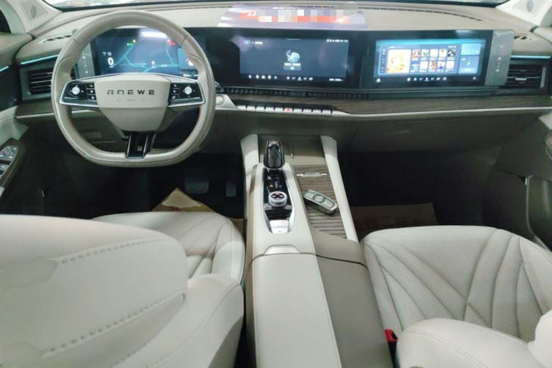 Used Roewe RX9 2023 2.0T Two-Wheel Drive Enjoyment Version Center Console