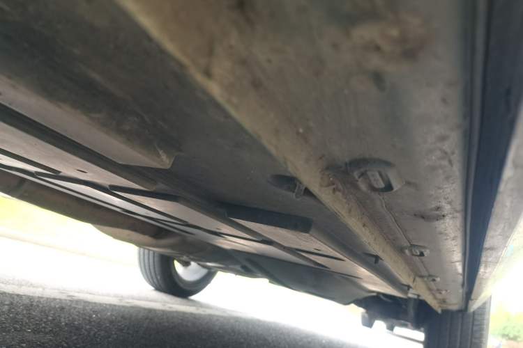 Used Roewe RX9 2023 2.0T Two-Wheel Drive Enjoyment Version Chassis Front Left