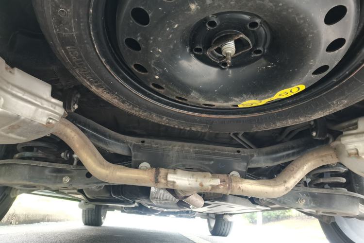 Used Roewe RX9 2023 2.0T Two-Wheel Drive Enjoyment Version Chassis Rear