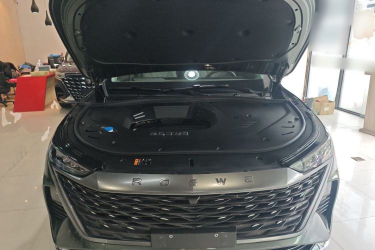Used Roewe RX9 2023 2.0T Two-Wheel Drive Enjoyment Version Engine Bay