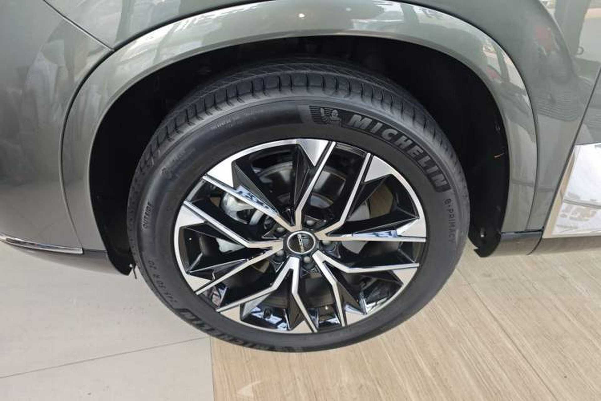 Used Roewe RX9 2023 2.0T Two-Wheel Drive Enjoyment Version Exterior 1