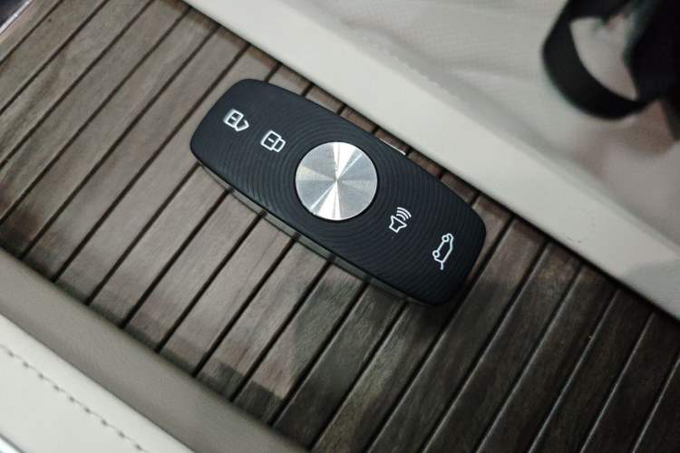 Used Roewe RX9 2023 2.0T Two-Wheel Drive Enjoyment Version Interior 1