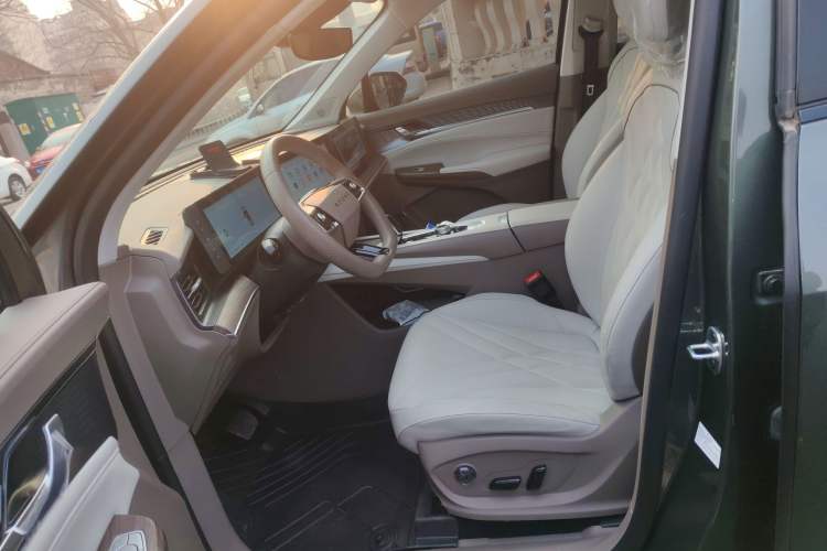 Used Roewe RX9 2023 2.0T Two-Wheel Drive Enjoyment Version Left Front Seat