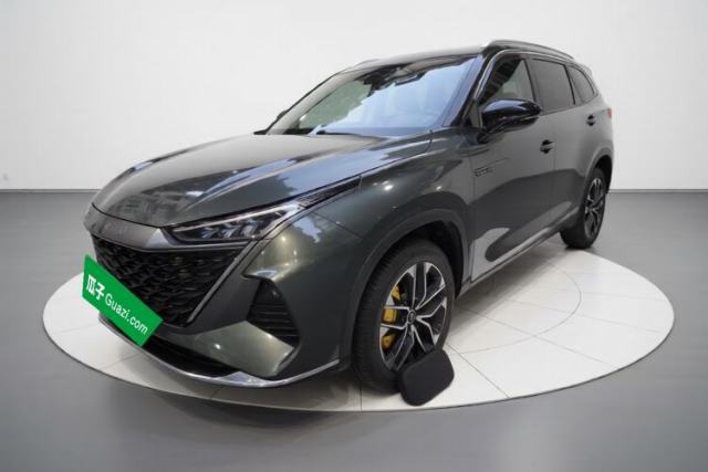 Używany Roewe RX9 2023 2.0T Two-Wheel Drive Enjoyment Version